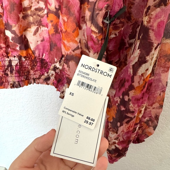 NWT floral blouse - Picture 4 of 4